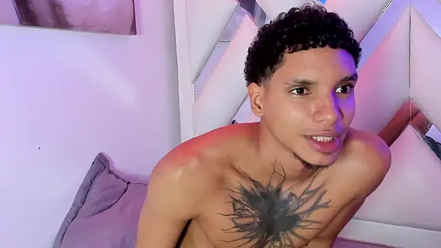 kai_storm77 Chat XXX in diretta
