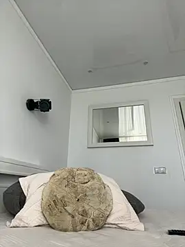 ANA_STA_S_ Chat XXX in diretta