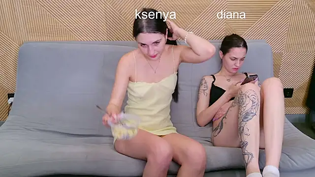 KsennyのライブXXXチャット