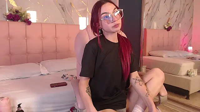 Red_kytty6's Live XXX Chat