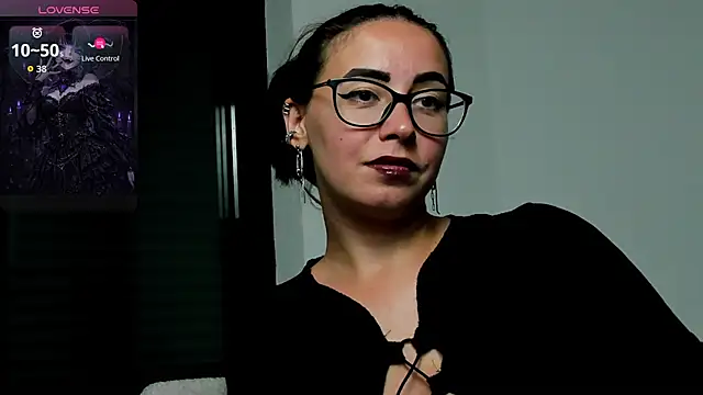 XXX chat uživo modela RitaSonnet