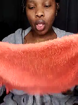 Chat +18 de kim24242 ao vivo