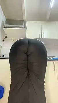 دردشة Chloee_Peach الجنسية المباشرة