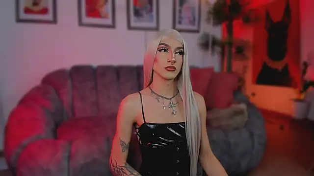 Taylor__foxxx Adlı Modelin Canlı XXX Sohbeti