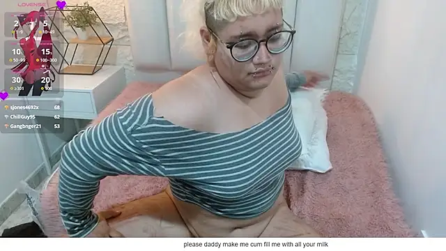 Chat XXX ao vivo de Echypyon_