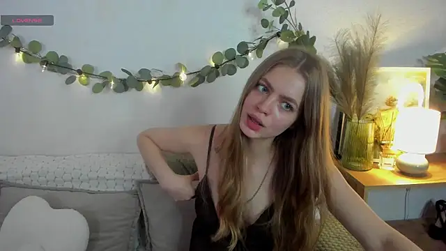 Chatroom XXX en direct de HoneyEmilly