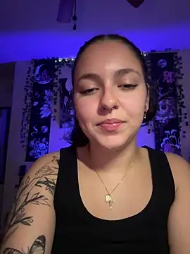 Mamachulita's Live XXX Chat