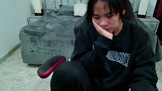 laureentt_'s Live XXX Chat