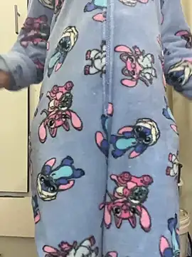 Онлайн чат XXX NaughtyShawdy