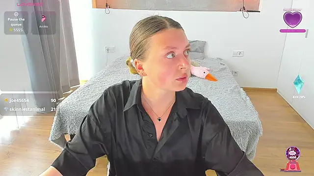 Chatroom XXX en direct de Kitkatvel