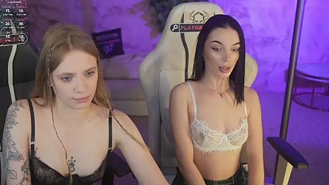 Angy_Netal Chat XXX in diretta