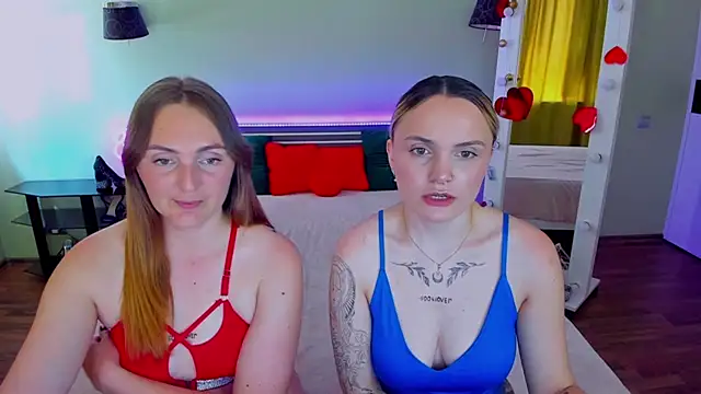 MagicEyess' Live XXX Chat