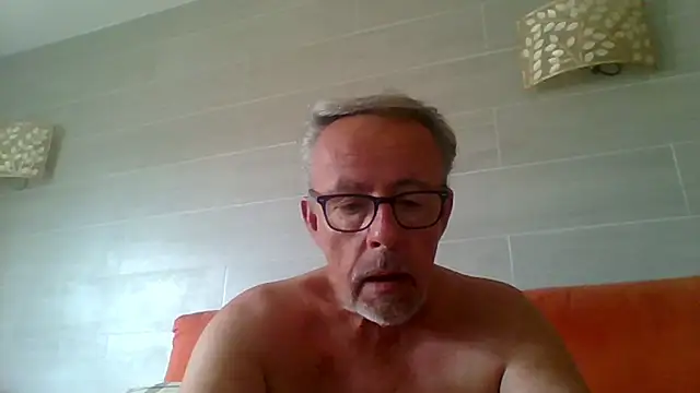 Chat XXX en directo de tuggy59