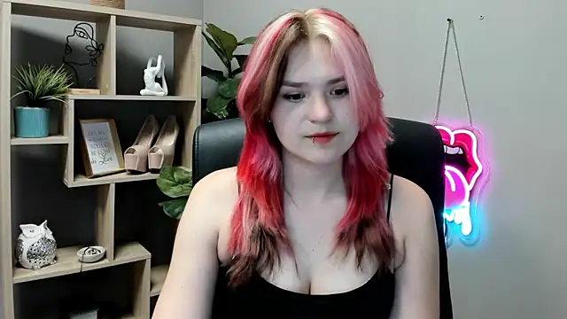 SweetLilyxo élő XXX-chatje