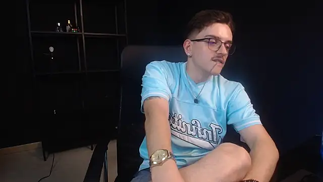 FelixStarkk 现场XXX聊天