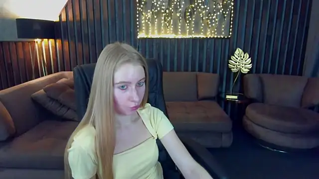 Živý XXX chat Alina_Blonde