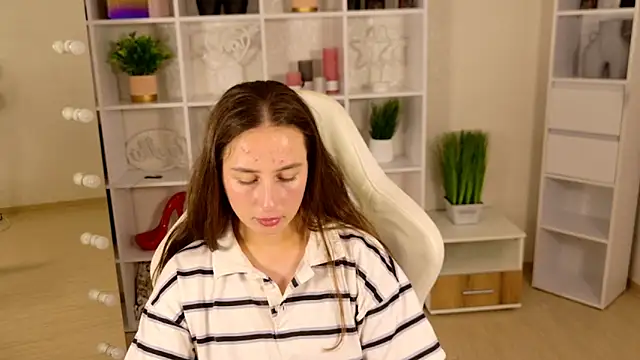 NadinnL's Live XXX Chat