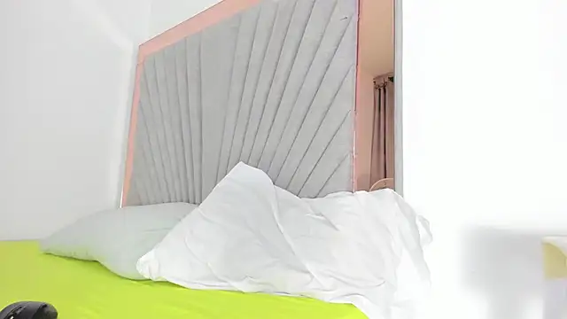 Coral_Princex Adlı Modelin Canlı XXX Sohbeti