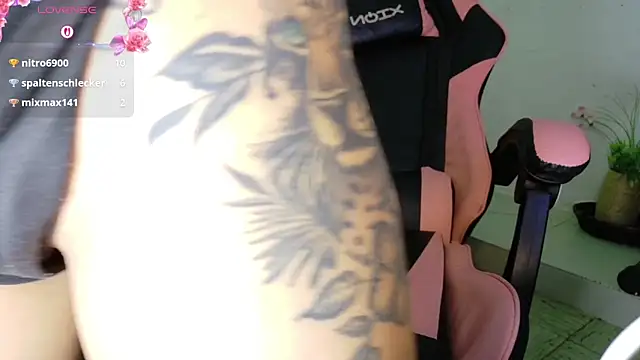Czat XXX na żywo – Sweet_baby_hellen