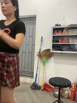 XXX chat uživo modela Ivy_Trix2