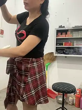 Ivy_Trix2 Live XXX-Chat