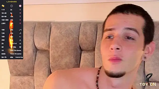 isaacblaze_ 现场XXX聊天