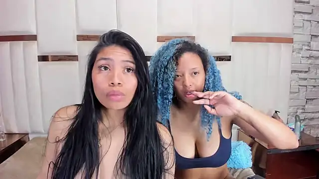 MelanyAndRizooos Chat XXX in diretta