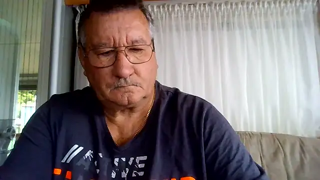 Chat +18 de womabo ao vivo