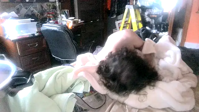 Teddy4420 Live XXX-chat