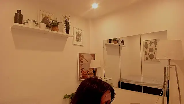 Frrancesca_のライブXXXチャット