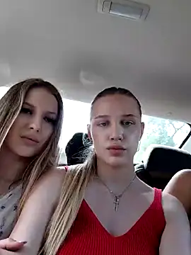 XXX chat uživo modela caressyourself