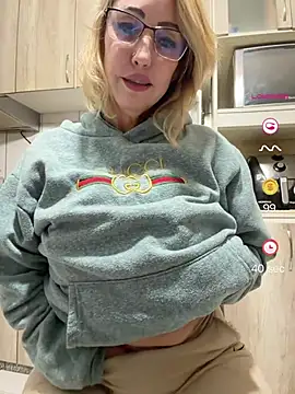 Živý XXX chat RAIRAsexy