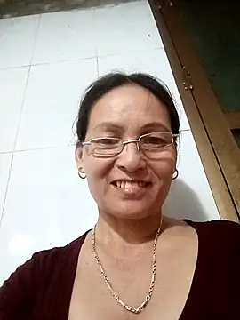 Cucci07 即時 XXX 聊天