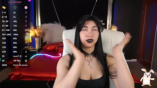 XXX chat uživo modela EmilyCandyy