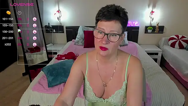 XXX chat uživo modela JennyMons