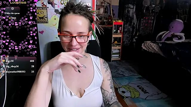 XXX chat uživo modela LisaFoxy_y