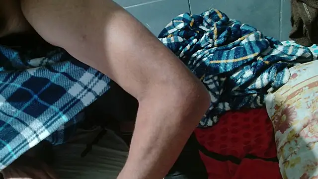 HenrikUncutXXLn Webbikameraesitys