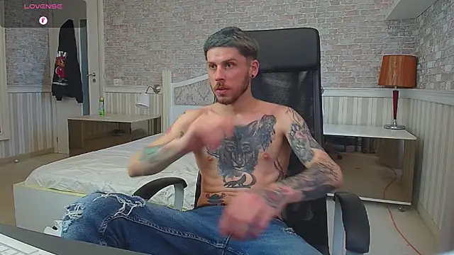 Chat XXX ao vivo de JonahShaw