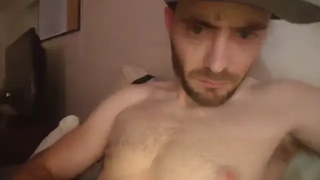 Huntzg23 Chat XXX in diretta