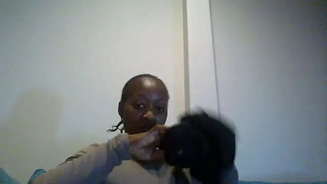 Chatroom XXX en direct de Hardnipples8