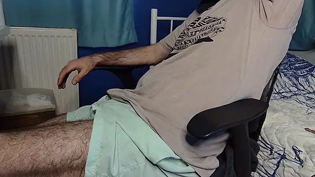 hairybearcb Adlı Modelin Canlı XXX Sohbeti