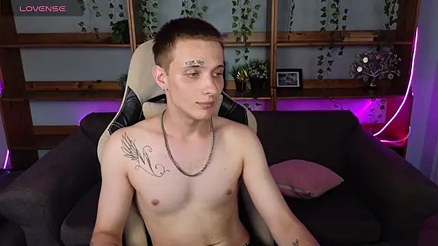 Dreamkain Live XXX chat