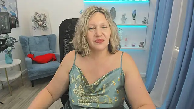 NinaStarle – Live XXX-chat