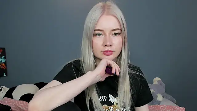Lillie_Berry Live XXX-chat