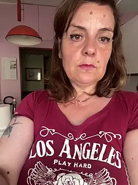 Chat XXX ao vivo de Sunbelxx