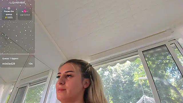 Ella_Vee live XXX chat