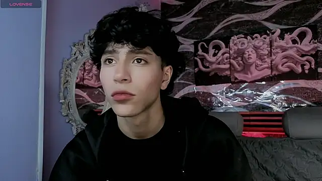 XXX chat uživo modela Michaell_Peters
