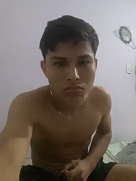 Antoni150906 live XXX chat