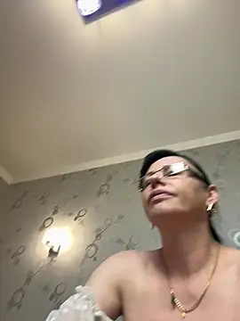 Amberhotqueen's Live XXX Chat
