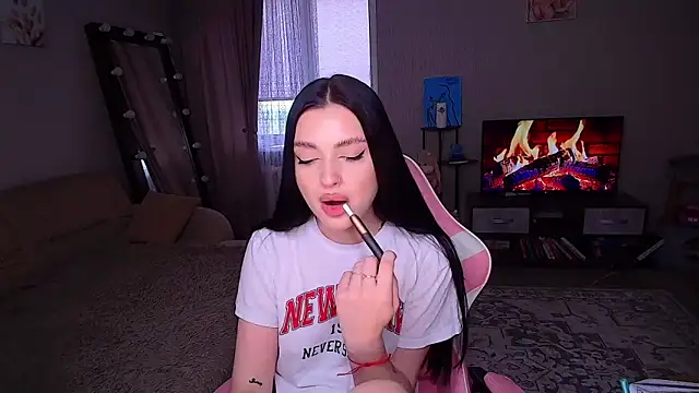 yoursLina 即時 XXX 聊天